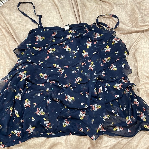 COPY - Torrid Asymmetrical Floral Ruffle Tank - Picture 2 of 4